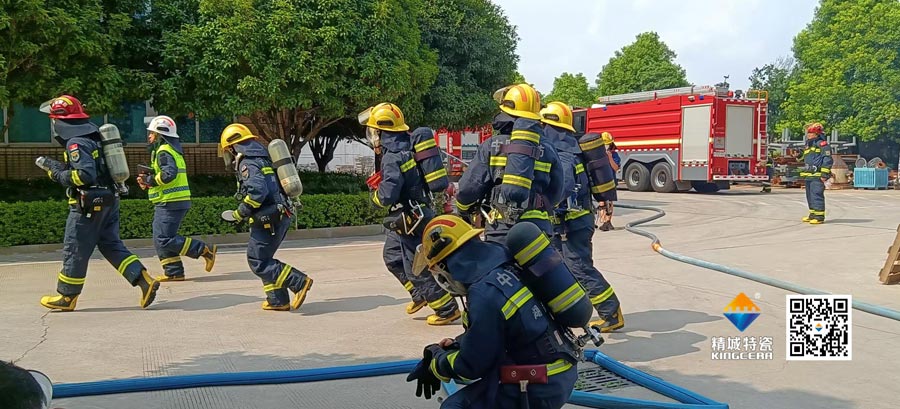 KB88凯时官网起劲配合消防联合演练，，共筑清静生产防线